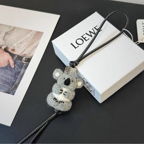 Loewe Gray Koala Key Holder - Picture 2 of 7